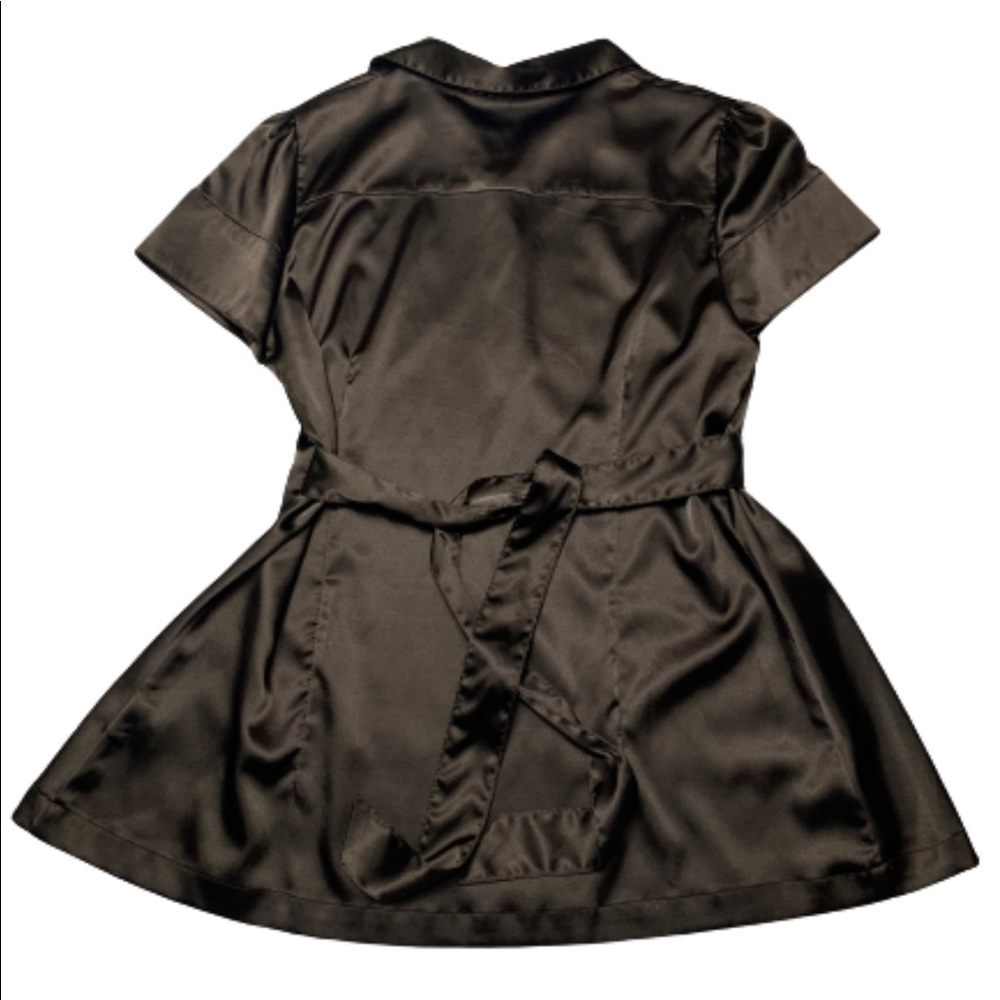 Women’s dark brown short sleeve blouse